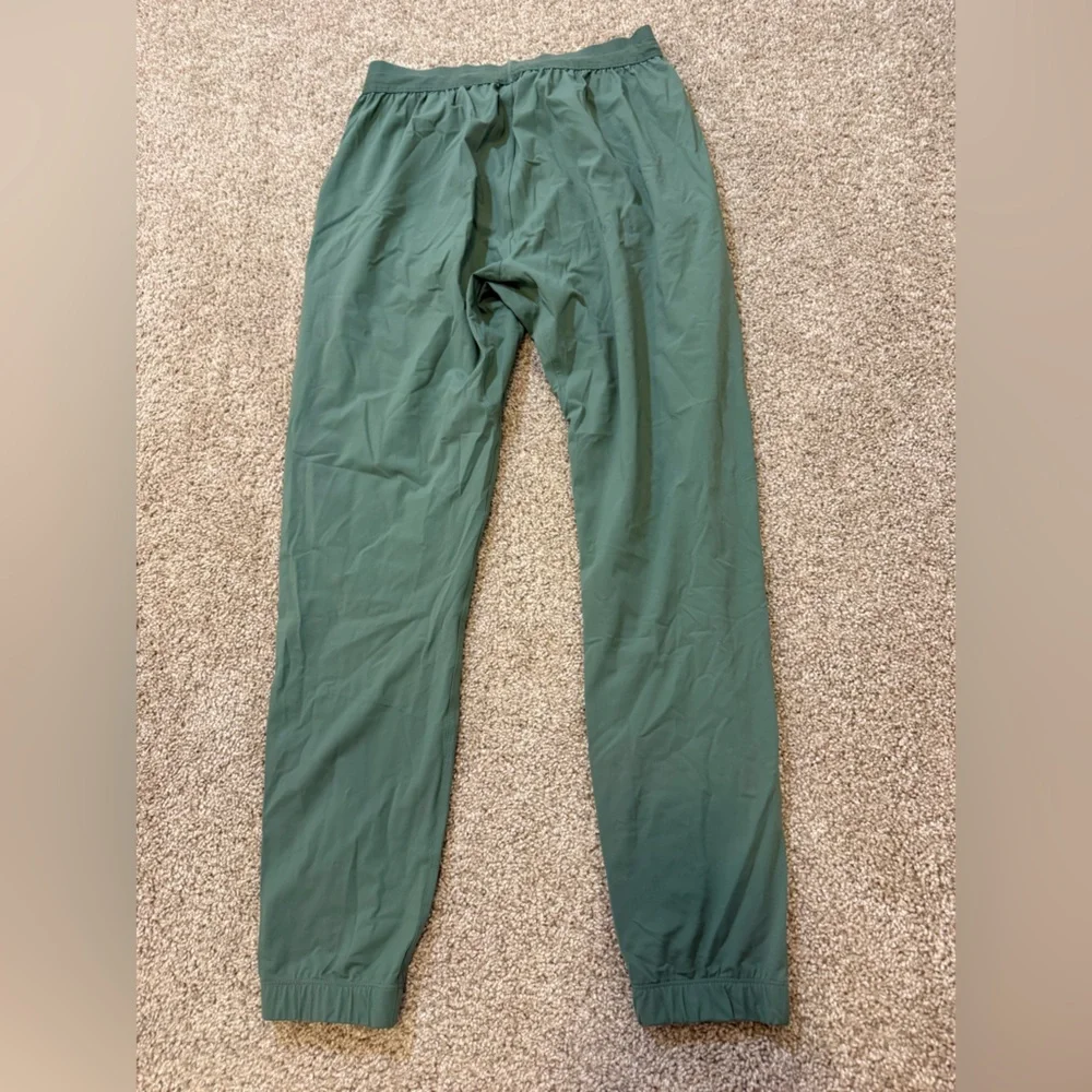 Gymshark Men’s Olive Green‎ Joggers Medium